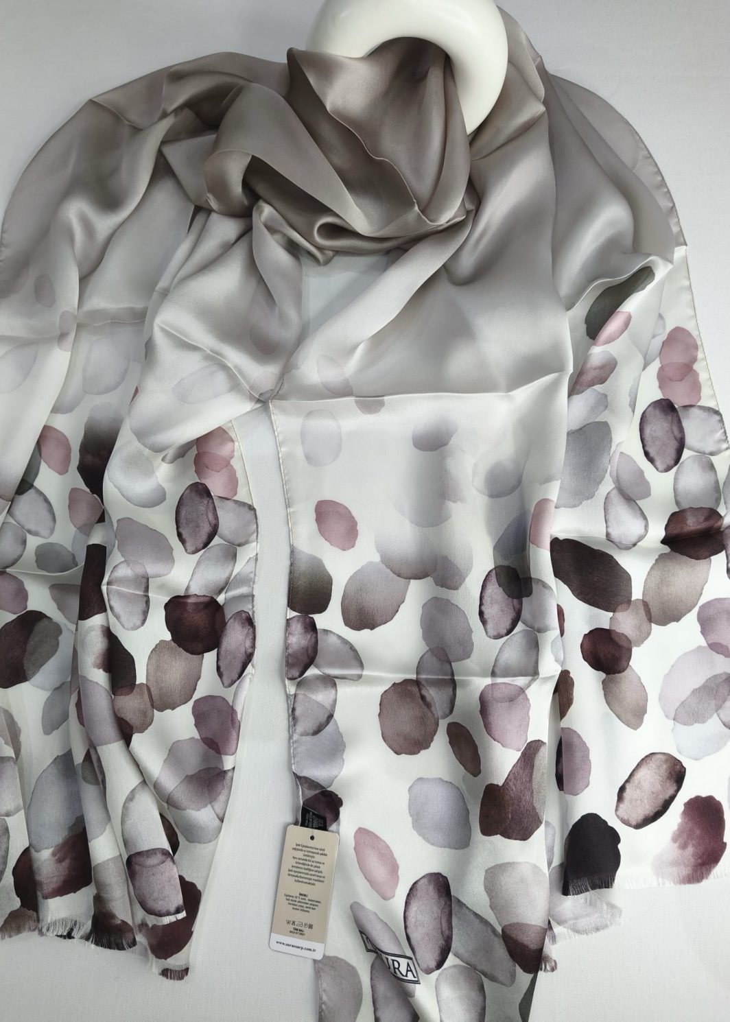 Châle 100% SOİE PURE SURA