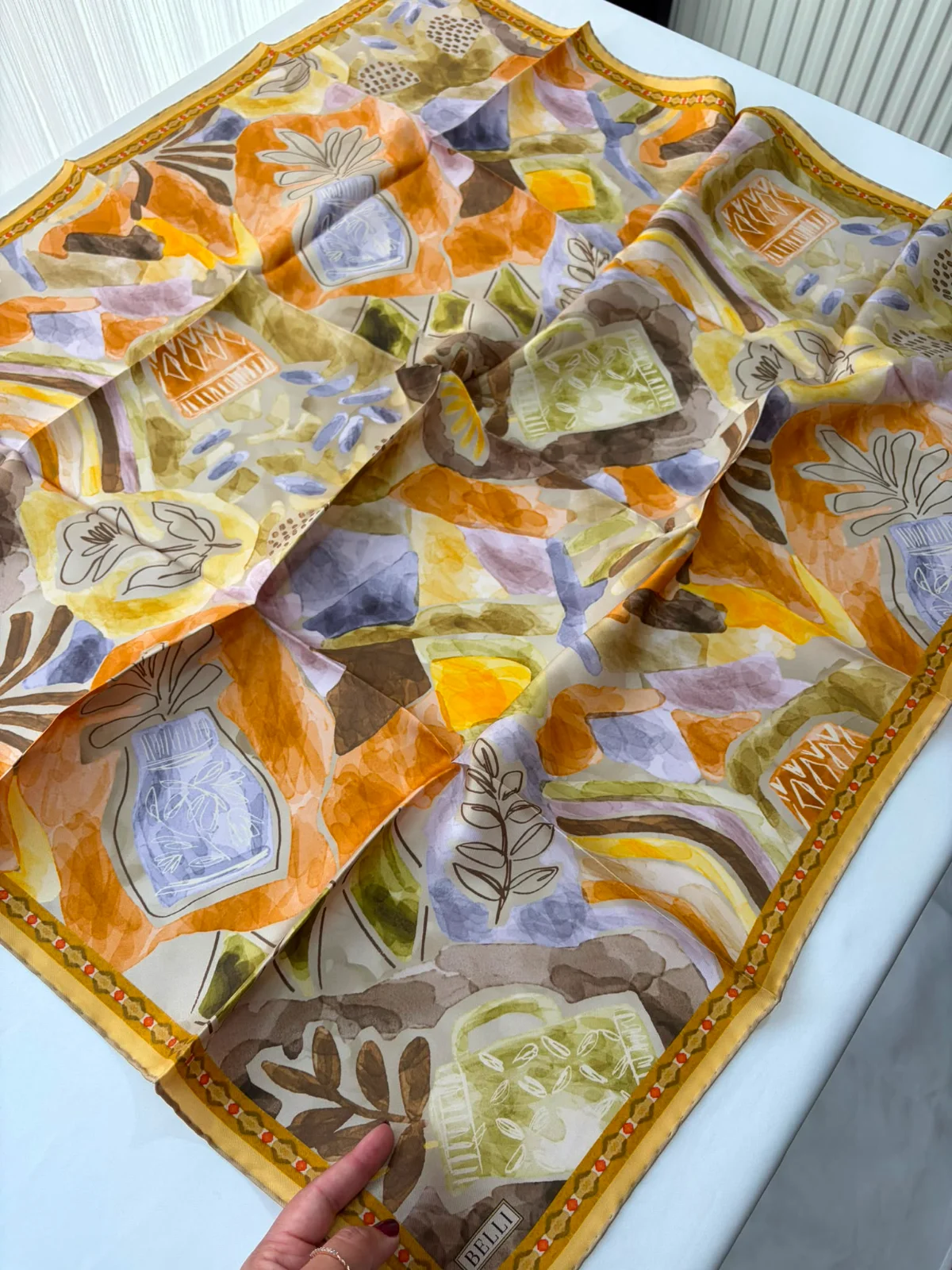 Écharpe Belli twill de soie luxe – Image 3