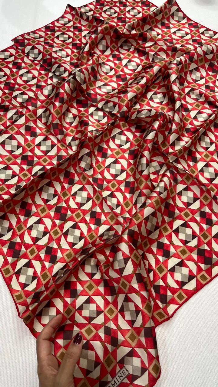 Écharpe Armine 100% Satin de Soie s23/24
