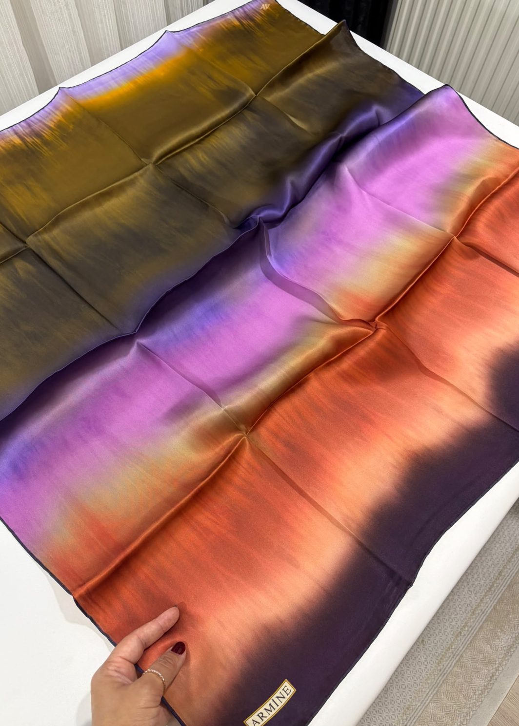 Écharpe Armine 100% Satin de Soie s23/24