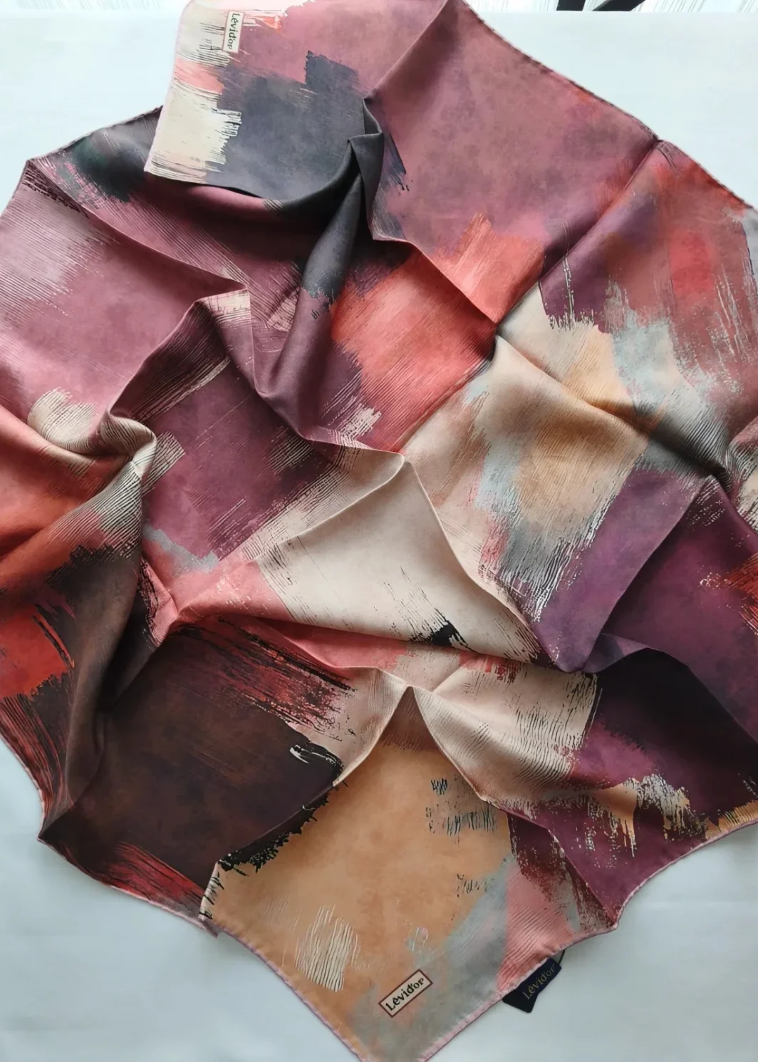 Écharpe Levidor – 100% Twill de Soie Collection 2026
