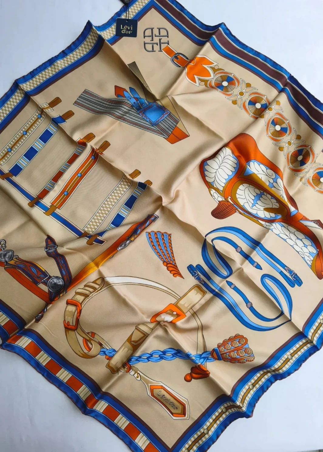 Écharpe Levidor – 100% Twill de Soie Collection 2026